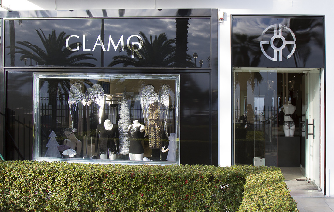 Voici un nouvelle boutique à Nice de prêt-à-porter, lingerie et maillots ha...